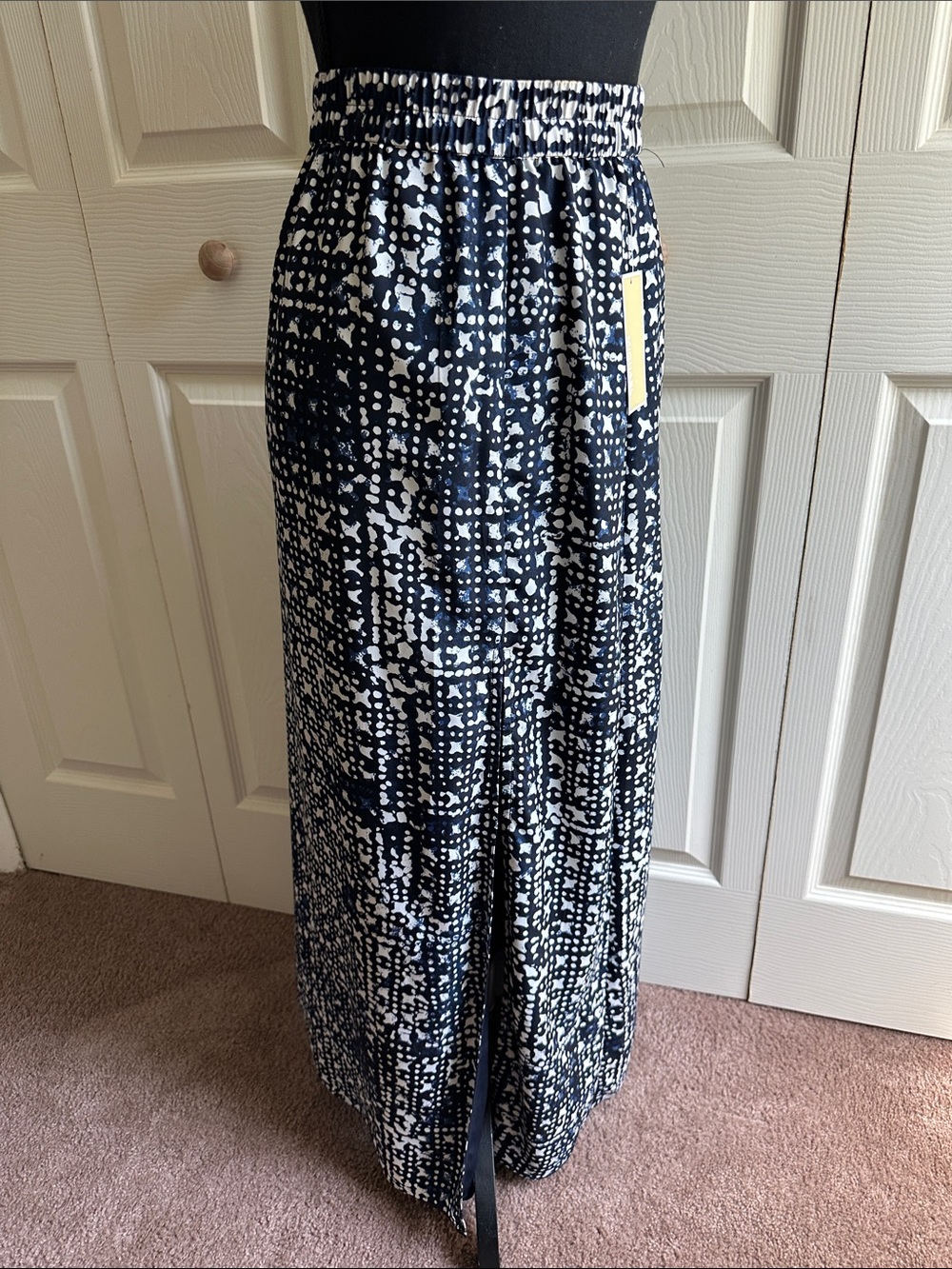 MICHAEL Michael Kors Black and White Printed Maxi Skirt
